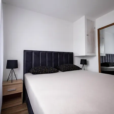 Studio Apartman Bueno * Pula